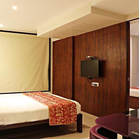 The Temple View Hotel Shirdi Ngoại thất bức ảnh