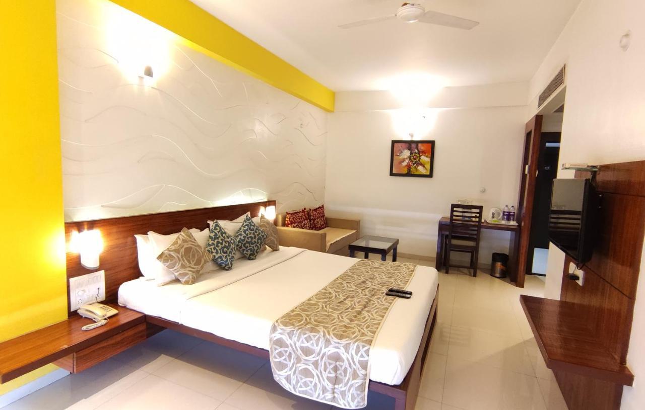 The Temple View Hotel Shirdi Ngoại thất bức ảnh
