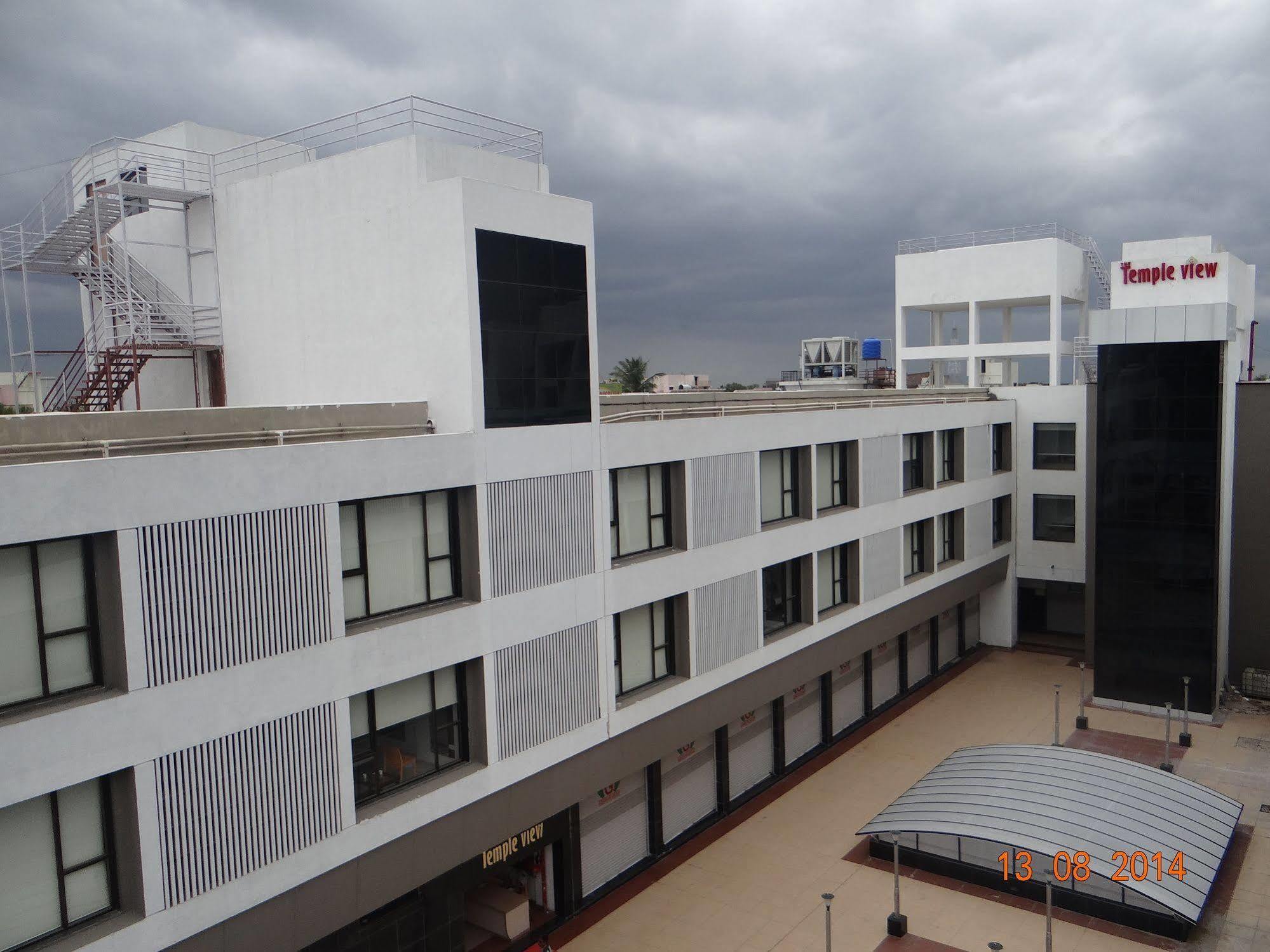 The Temple View Hotel Shirdi Ngoại thất bức ảnh