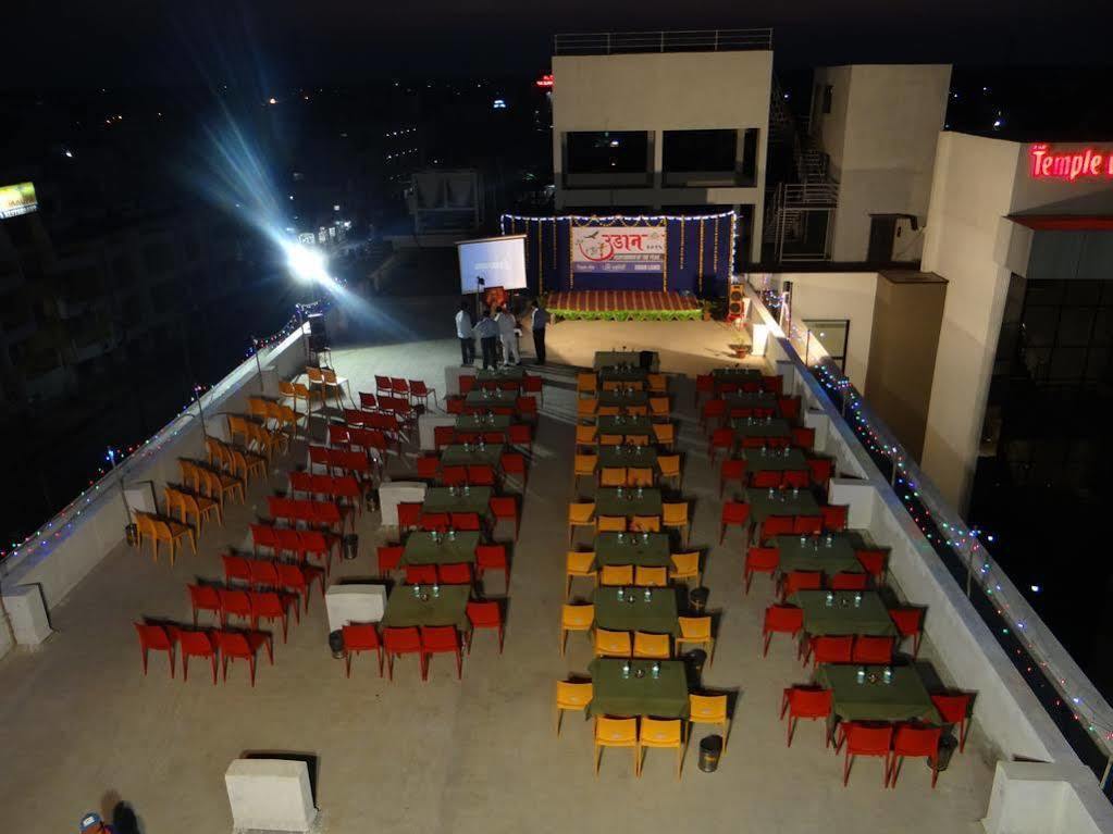 The Temple View Hotel Shirdi Ngoại thất bức ảnh